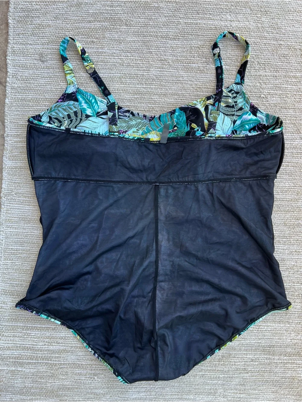 torrid Green Black Tropical Leaf Ruffle Bust Ruched One-Piece Swimsuit size 4